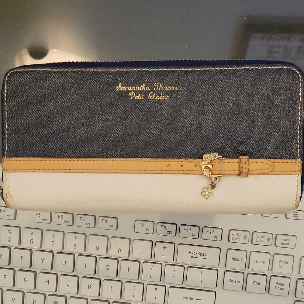 Samantha Thavasa Women's Blue and White Wallet